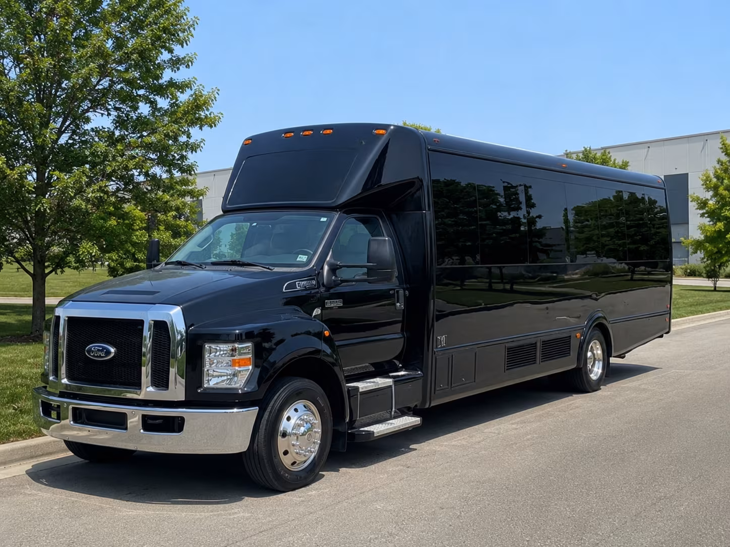 gilroy party bus