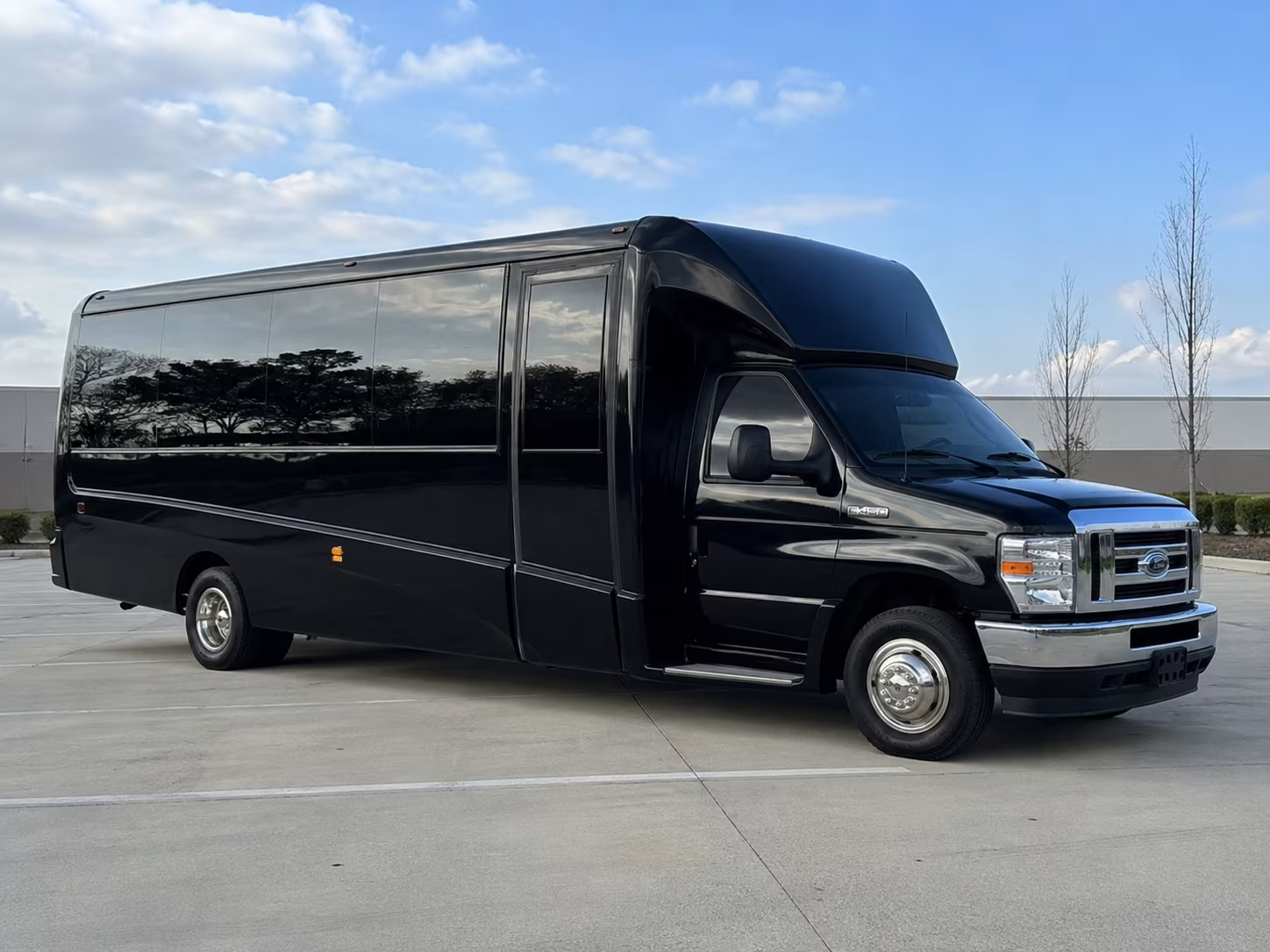 hecker pass winery tour bus rentals