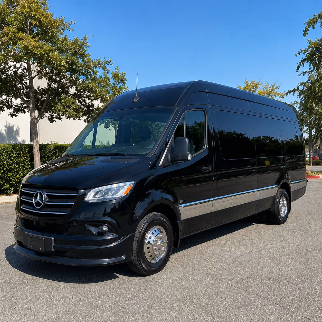 hollister employee shuttle bus services
