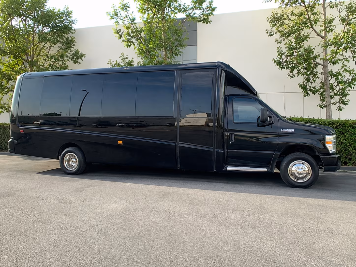 what makes gilroycharterbuscompany com the right choice for gilroy field trip transportation